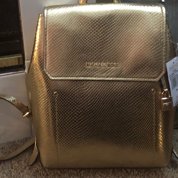 Michael Kors Handbags - Michael Kors purse/backpack